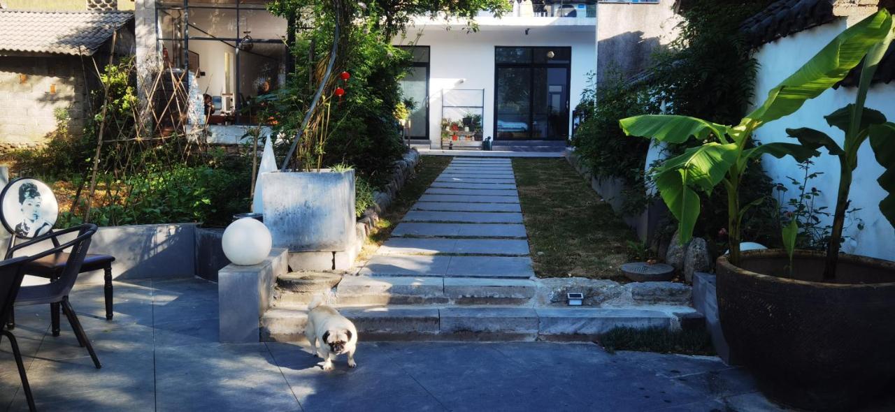 Tujia Folk Houses Zhangjiajie Exterior photo